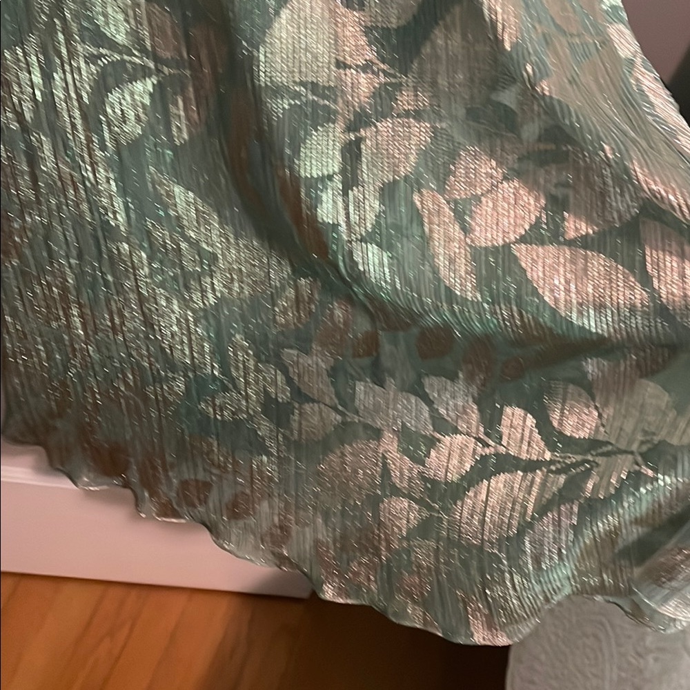 Adrianna Papell Mint Green and Gold Floral Metallic Maxi Dress - Picture 6 of 9